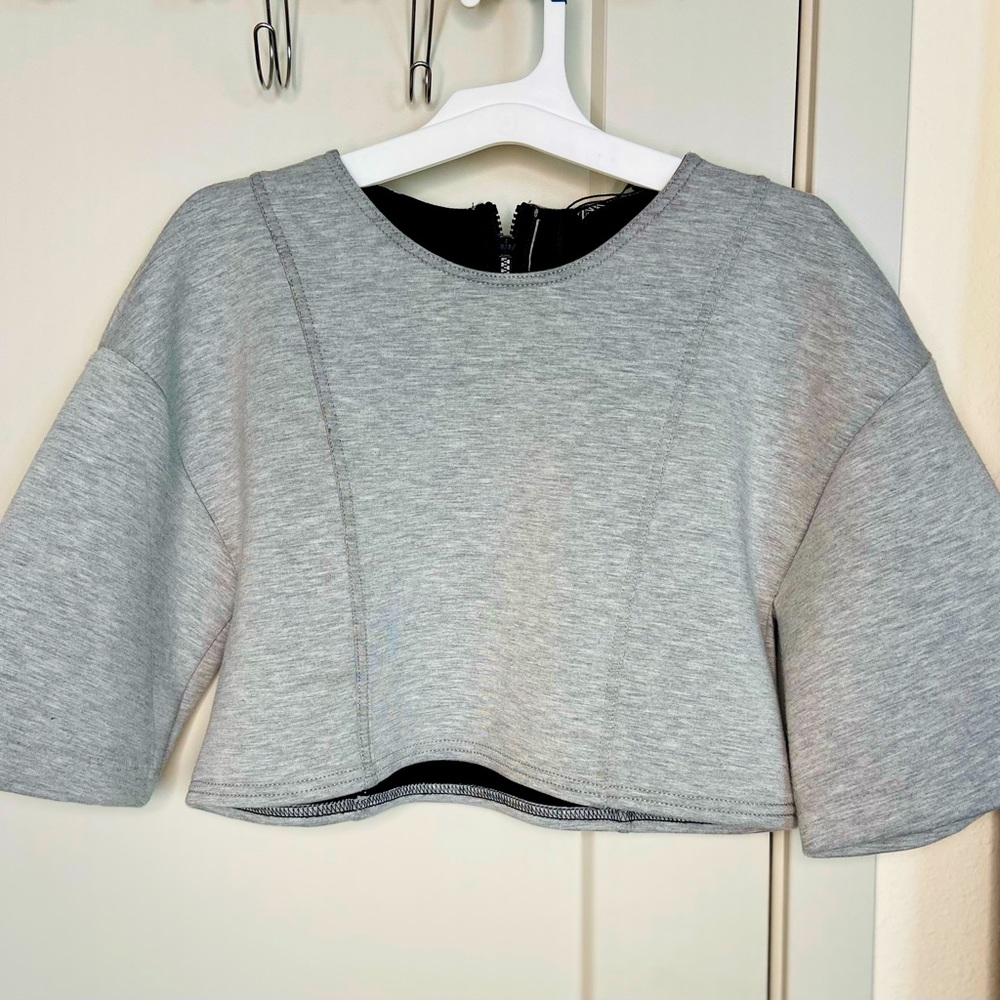 Zara Sport Crop Top with exposed back Zipper- NWOT